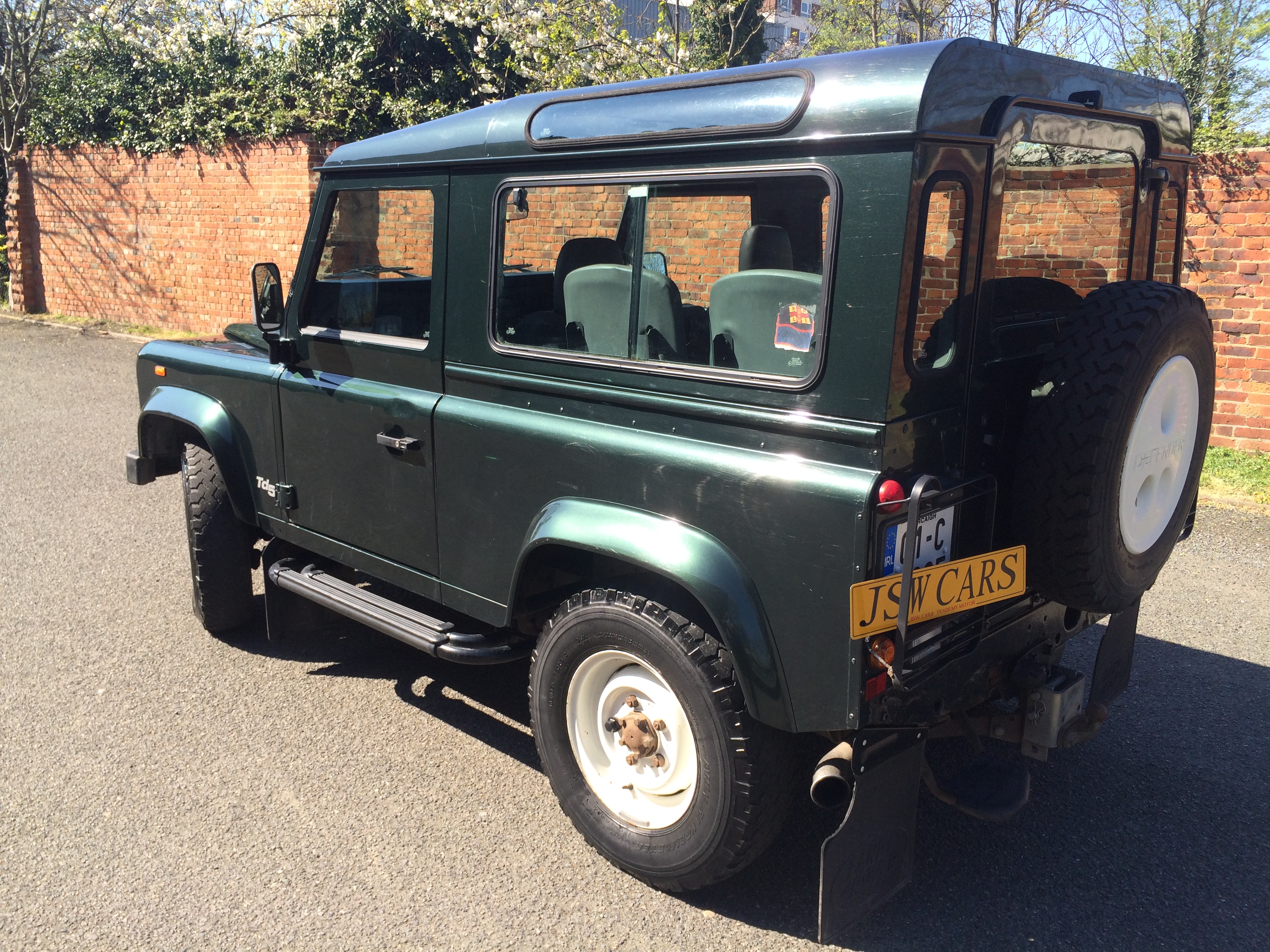 JSW Prestige Car Sales | 2001 Land Rover Defender 90 2.5 Tdi 3dr, 7 ...